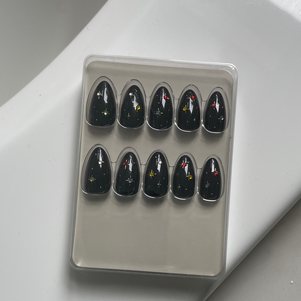 Glamnetic Black Star Accent Press-On Nails - Women Makeup Press-On Nails